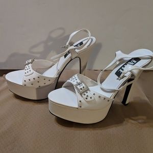 High heel platform shoes